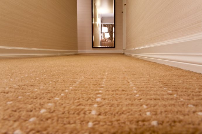 Carpet Cleaning Services The Differences Between Carpet Cleaning Methods And Equipment